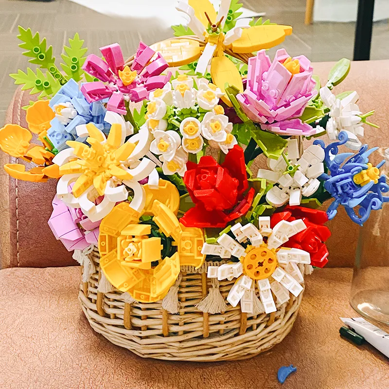 DIY Handmade Building Block Bouquet - Kimi